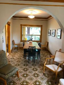 3 Bedroom   1 Bath - Home For Lease Dupont and Ossington - Photo 3