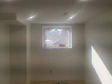 1 Bedroom basement apartment - Photo 2