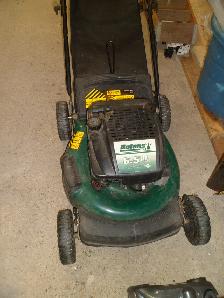 Rear bagger gas lawn mower - Photo 4