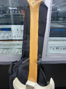 Vantage Electric Guitar - Photo 7