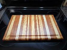 Handcrafted Cutting Board - Photo 3