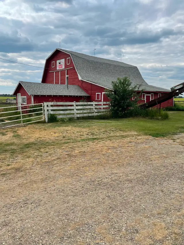 Barn For Rent 10 Minutes West Of Didsbury