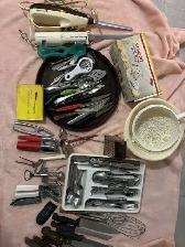 MOVING SALE - Kitchen Utensils - Photo 2
