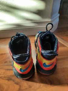 Nike Air More Uptempo QS(GS) 7Y - Photo 2