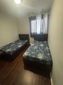 FULL 3 BEDROOM RECENTLY RENOVATED TOWNHOUSE RENTAL IN BRAMPTON - Photo 10