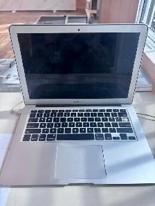 MacBoook Air (13-inch, 2017) - Photo 2