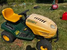 yard man ride on - Photo 2
