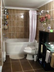 Best rooms for professional,student short/long term! - Photo 10