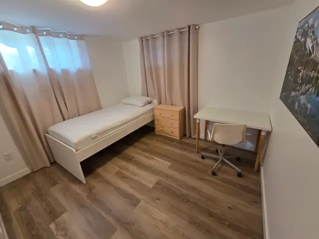 Student Room near Baseline Road!