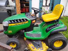 John Deere D140 48' lawn tractor STRIPPED FOR PARTS!