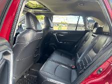 2019 Toyota RAV4 AWD XLE PREMIUM W/PUSH START SMART KEY - Photo 13
