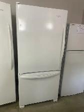 Réfrigérateur blanc 30'' congélateur en bas Whirlpool