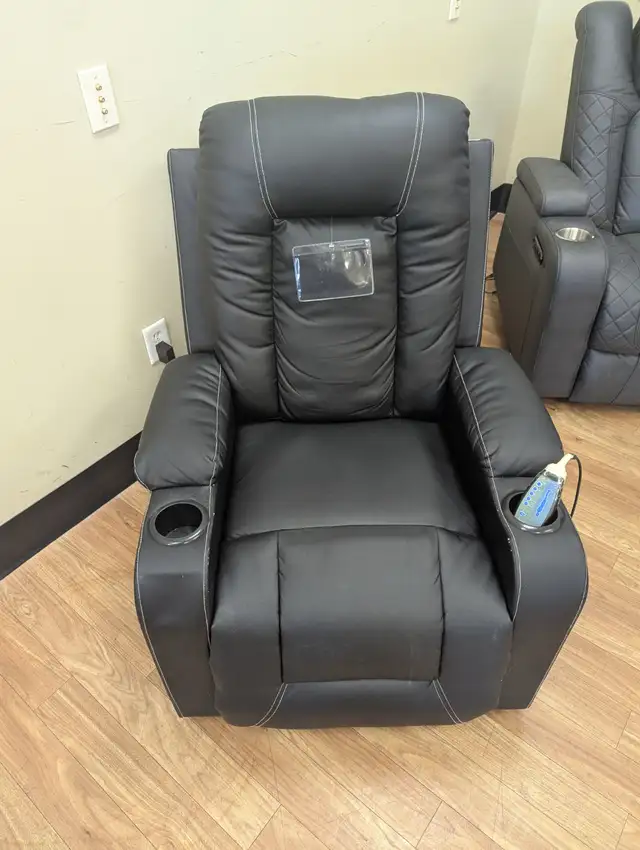 HEATED MASSAGE CHAIR