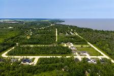 LAKE WINNIPEG BUILDING LOTS