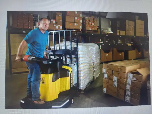 Pallet Jack & pump truckOFT5amfast-paced environment