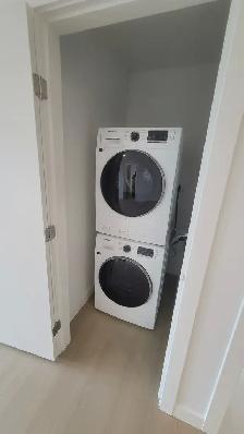 BRAND NEW 3 BEDS 2 BATH FOR RENT - FIRST & ROYAL - Photo 3