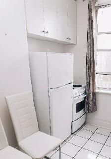 FULLY FURNISHED 2BHK IMMEDIATE MOVE IN - Photo 5