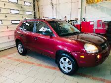 GARANTIE/TUCSON  GLS/PETIT BIJOU/TRÈS PROPRE T BONNE MÉCANIQUE