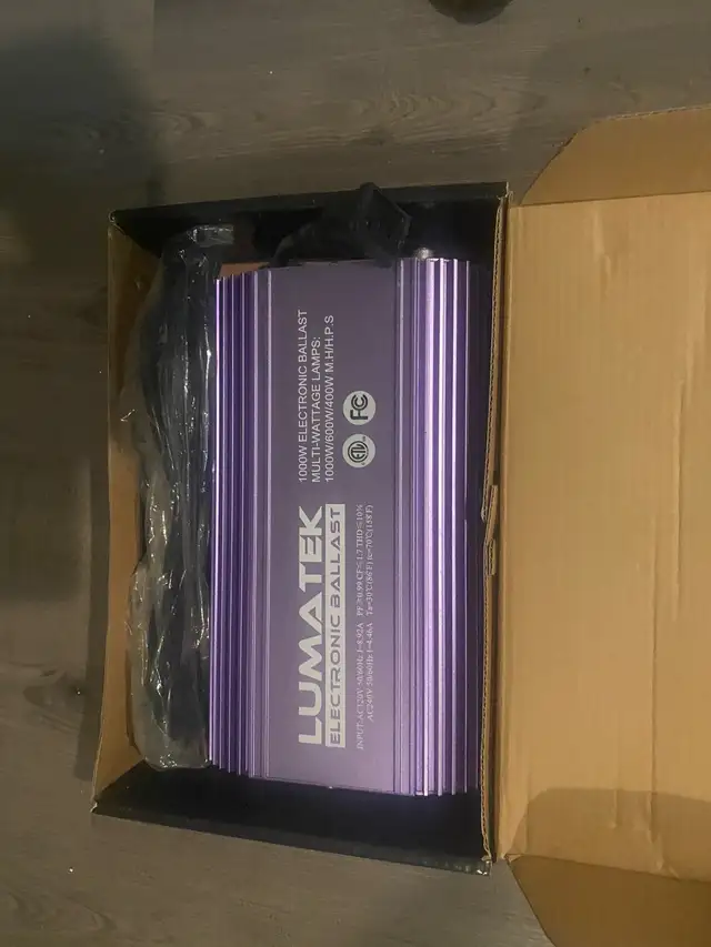 Two Lumatex 1000w air cooled Ballast
