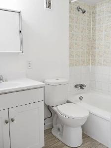 OCTOBER 1ST, 1 BED AT DOW'S LAKE $1529   HYDRO! - Photo 9