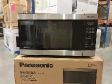 Panasonic 1.3 Cu Ft Microwave NN-SD68LS