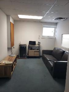 ✨ Multiple Office Spaces Available – Rent Today ✨ - Photo 6