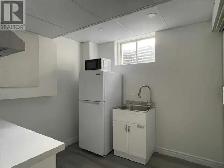 1 Bedroom With Bath House( Lower Unit) For Rent - Photo 5