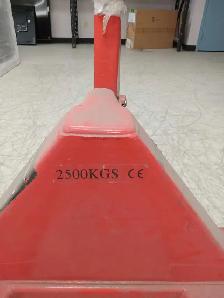 Topline Pallet Jack - Photo 2