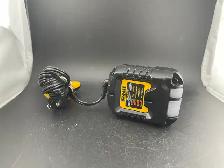 Dewalt DCB1102 12v/20v charger - Photo 2