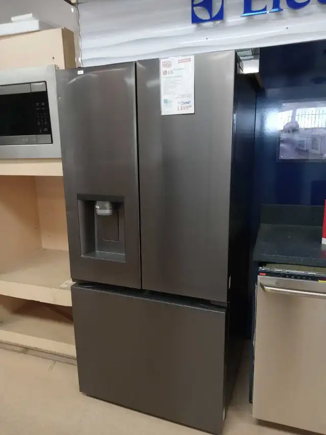 LG 33-inch French Door Refrigerator