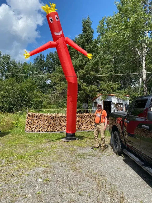 blow up wavy man