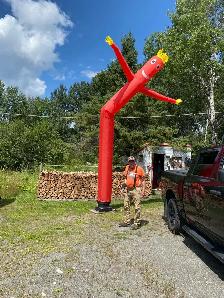 blow up wavy man - Photo 2
