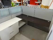 Cubicles/ Teknion 6x6x51' high stations $499.99/in excell condit