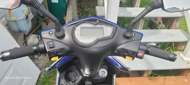 2 Wheel Ebike Scooter Style