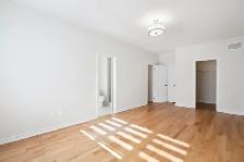 $100K  IN UPGRADES, Burlington 3-Bed, 4-Bath Townhouse - Photo 26