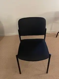 Chaises coussinées noires