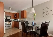 NDG - Big Bright Apartment - 3 Beds 1 Bath - Photo 2