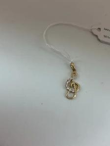 breloque en or 14k clef de sol
