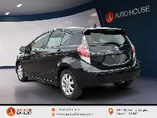 2017 Toyota Prius c TECHNOLOGY HYBRID NAVIGATION BACKUP CAMERA H - Photo 5