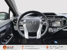 2017 Toyota Prius c TECHNOLOGY HYBRID NAVIGATION BACKUP CAMERA H - Photo 11