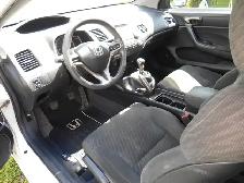 2010 Honda Civic.. VERY Low kms ONLY 157000 kms - Photo 8