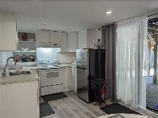 SHORT TERM FURNISHED PRIVATE APARTMENT TORONTO
