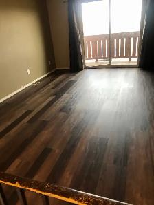 2 Bedroom 1.5 Bath 4 plex unit. - Photo 3