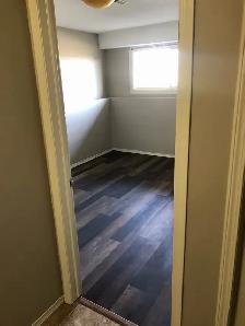 2 Bedroom 1.5 Bath 4 plex unit. - Photo 8