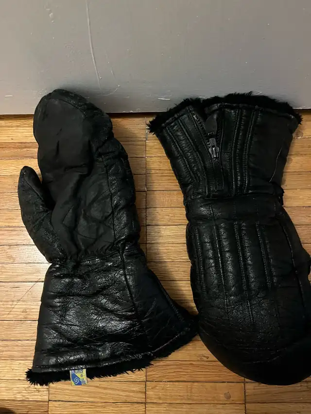 Leather Gloves