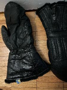 Leather Gloves - Photo 2