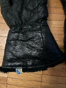 Leather Gloves - Photo 3