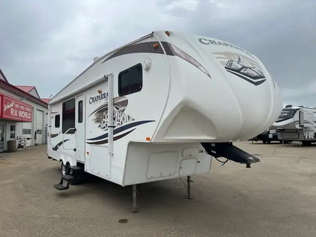 2010 CHAPARRAL 270RKS REAR KITCHEN, COUPLES UNIT