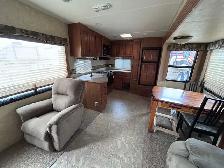 2010 CHAPARRAL 270RKS REAR KITCHEN, COUPLES UNIT - Photo 7