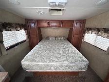 2010 CHAPARRAL 270RKS REAR KITCHEN, COUPLES UNIT - Photo 15